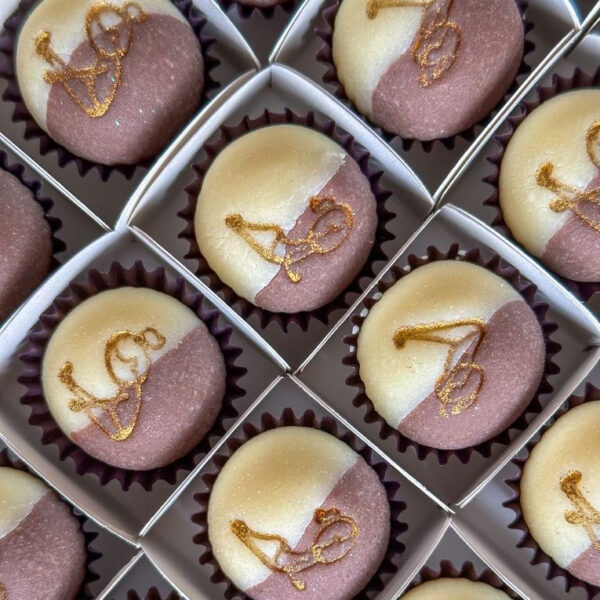 Carimbo para Brigadeiro Modelo Yoga 7 Pinos - Imagem 5